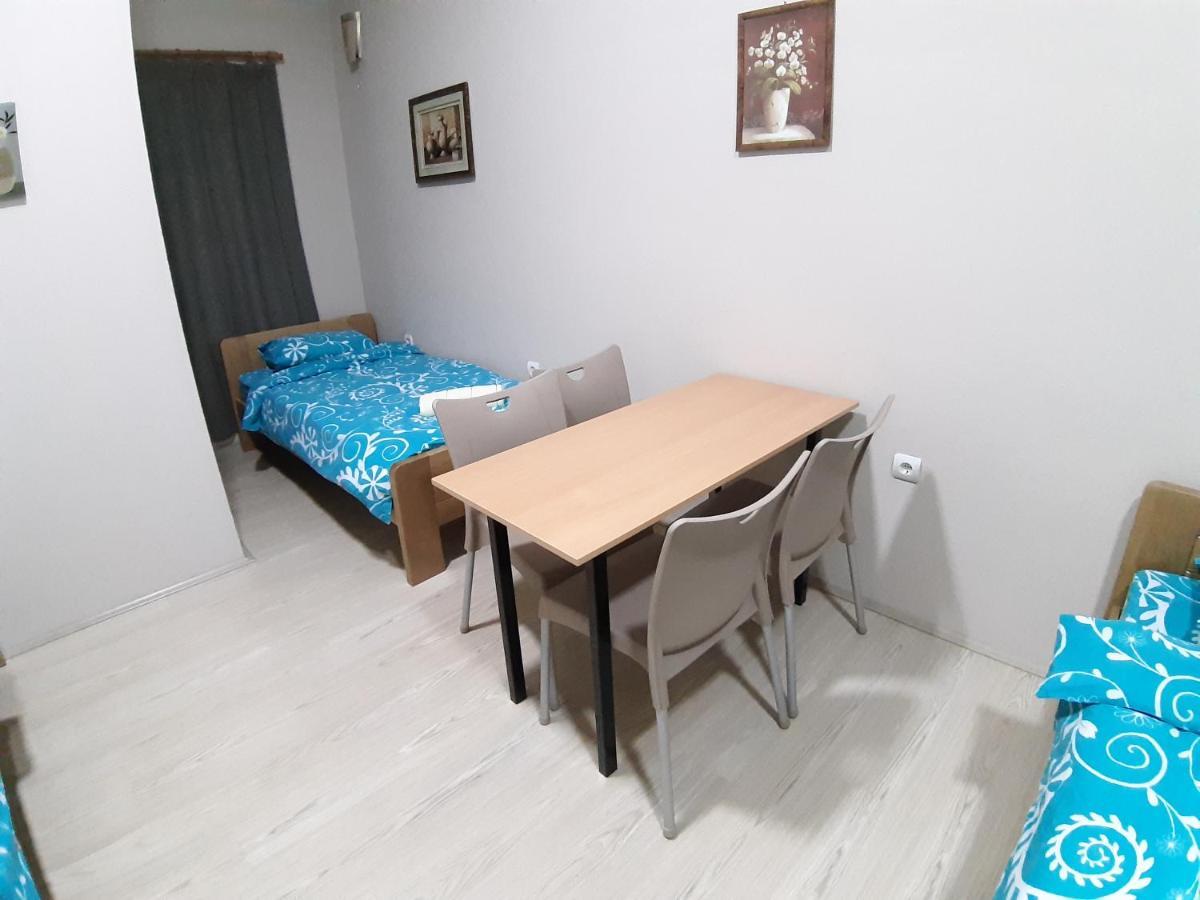 Goka Apartments غيفيغليا المظهر الخارجي الصورة