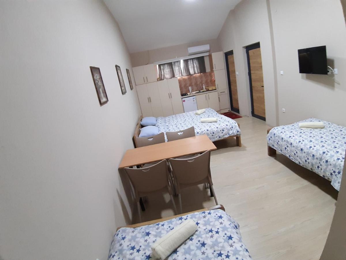 Goka Apartments غيفيغليا المظهر الخارجي الصورة