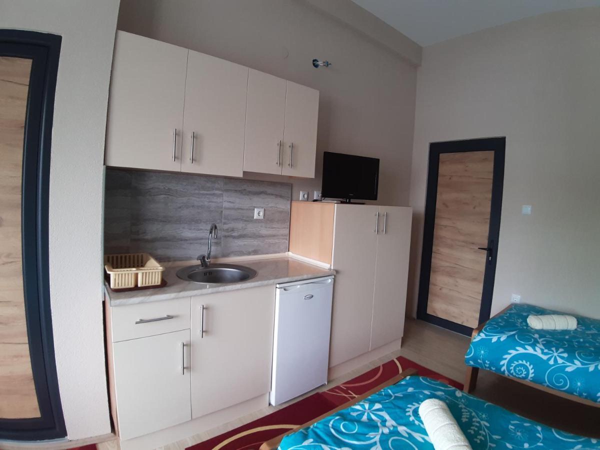 Goka Apartments غيفيغليا المظهر الخارجي الصورة